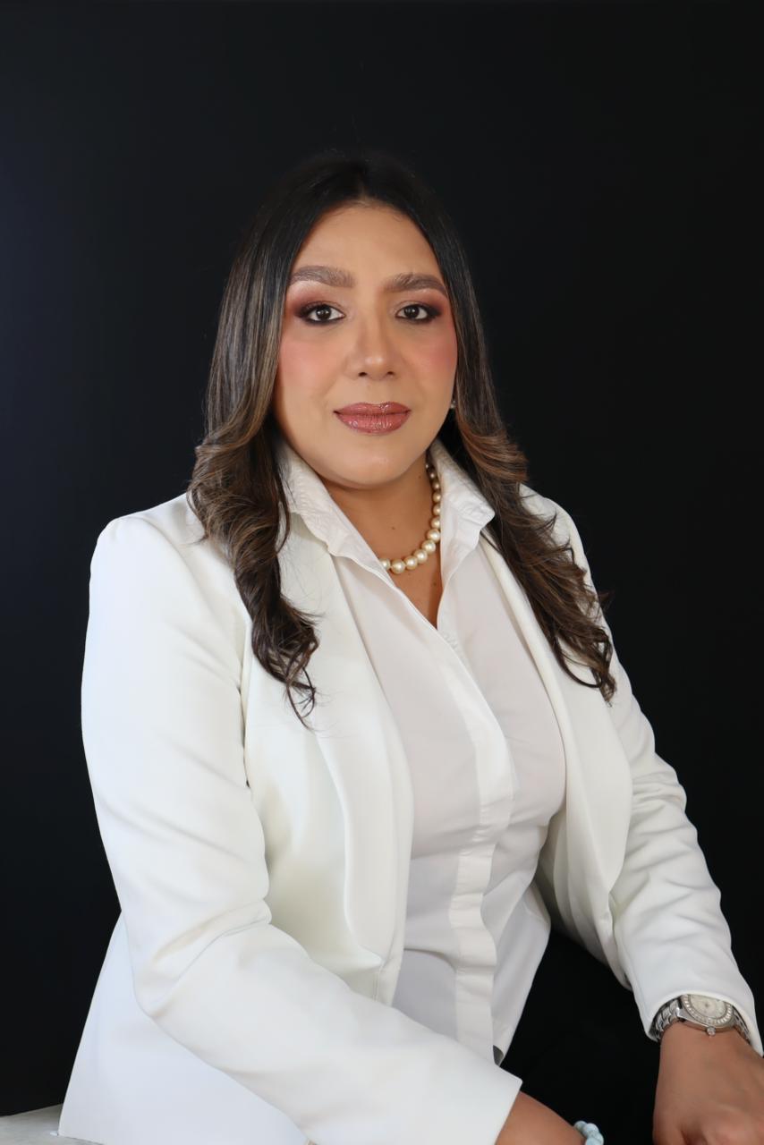 Dra. Claudia León Manosalva, Lema Legal